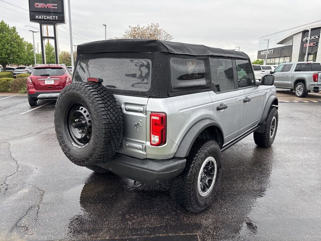 2021 Ford Bronco Base