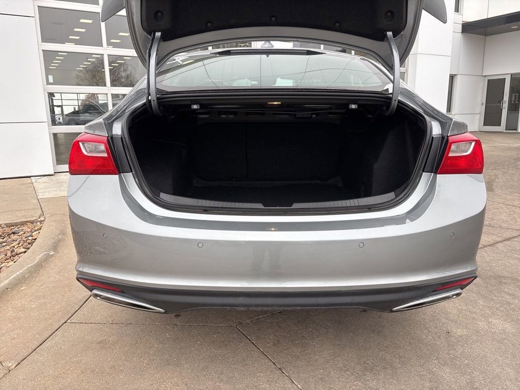 2025 Chevrolet Malibu RS