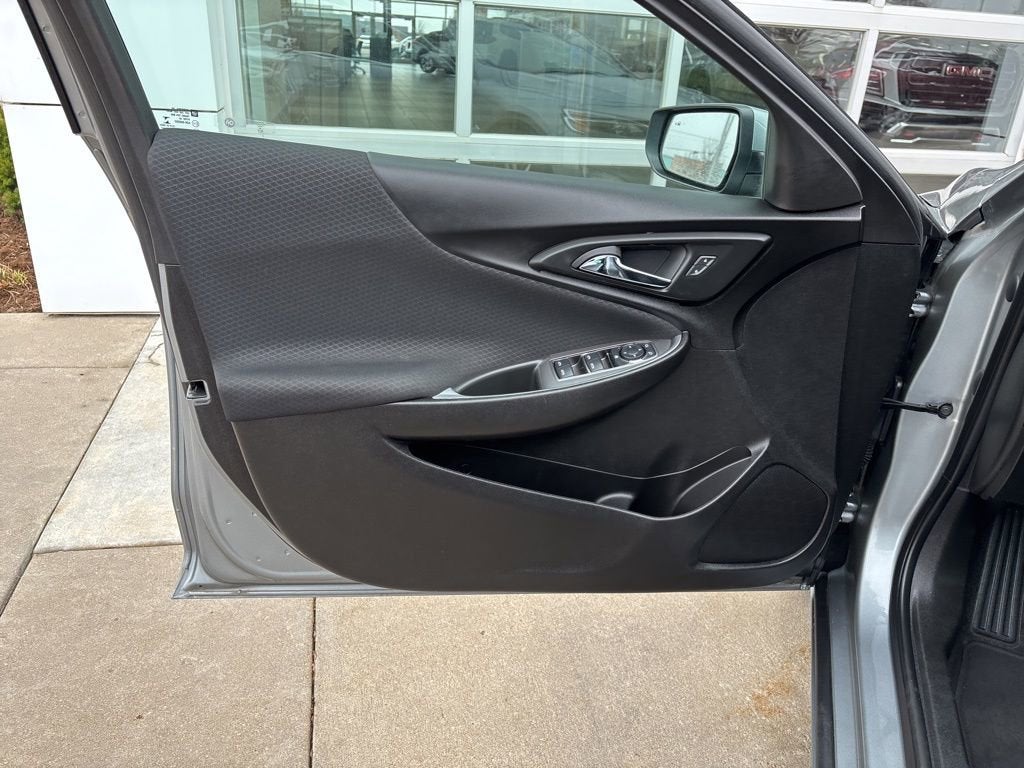 2025 Chevrolet Malibu RS