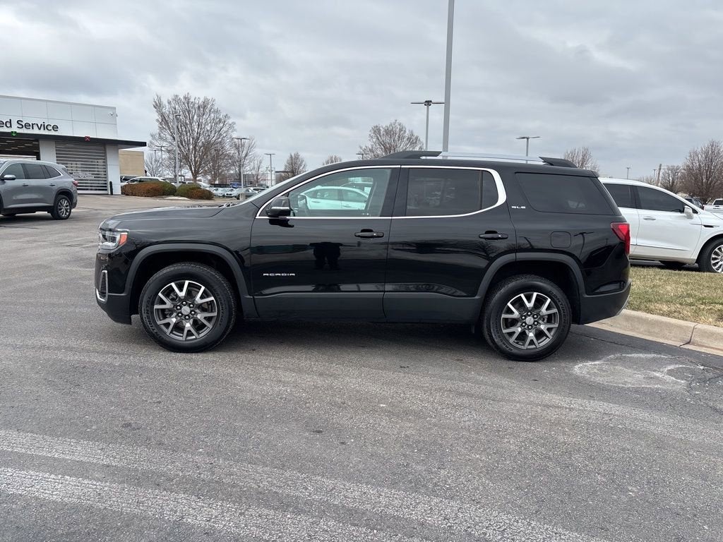 2023 GMC Acadia SLE