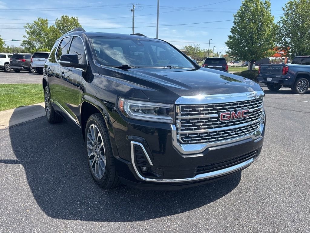 2022 GMC Acadia Denali