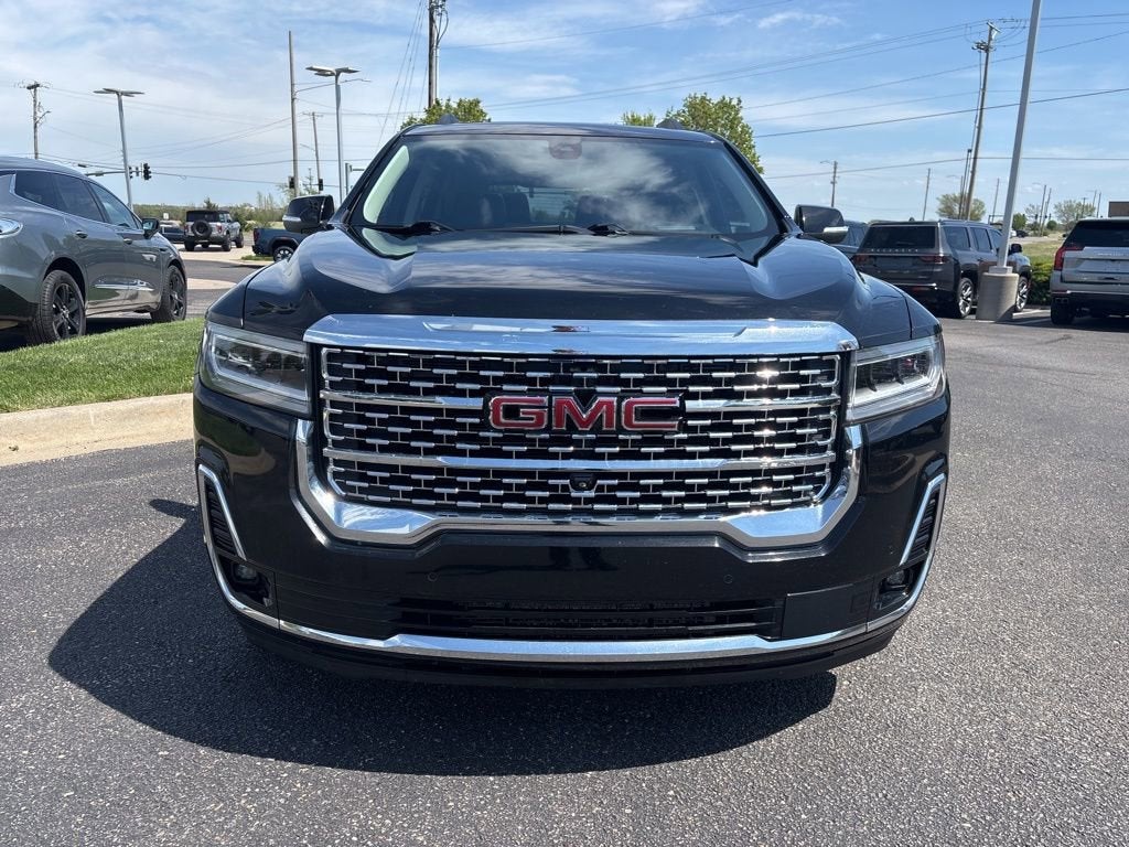 2022 GMC Acadia Denali