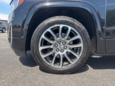 2022 GMC Acadia Denali