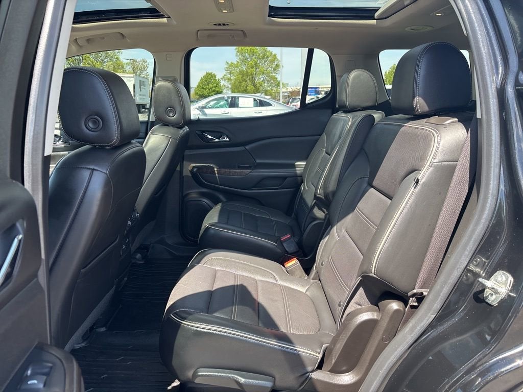 2022 GMC Acadia Denali