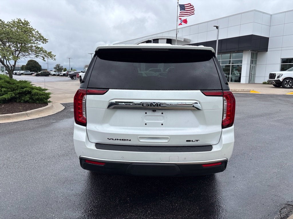 2023 GMC Yukon SLT