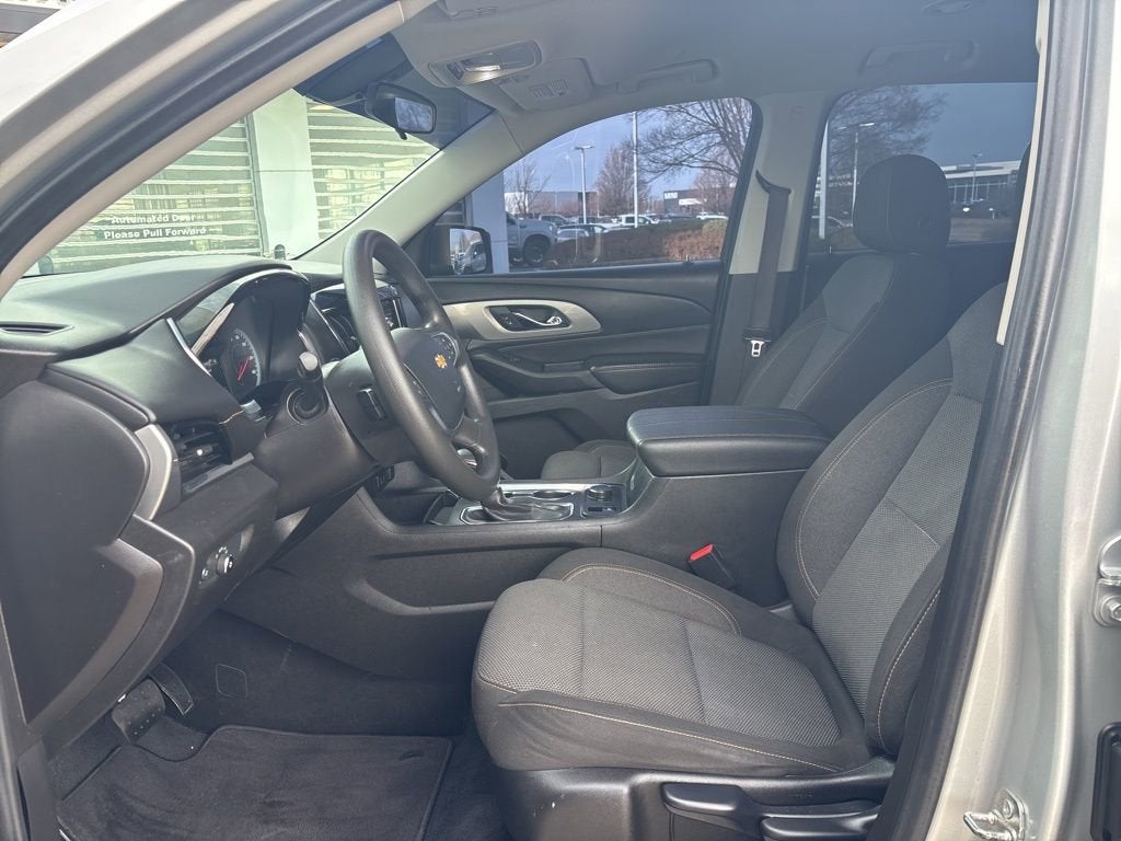 2021 Chevrolet Traverse LS