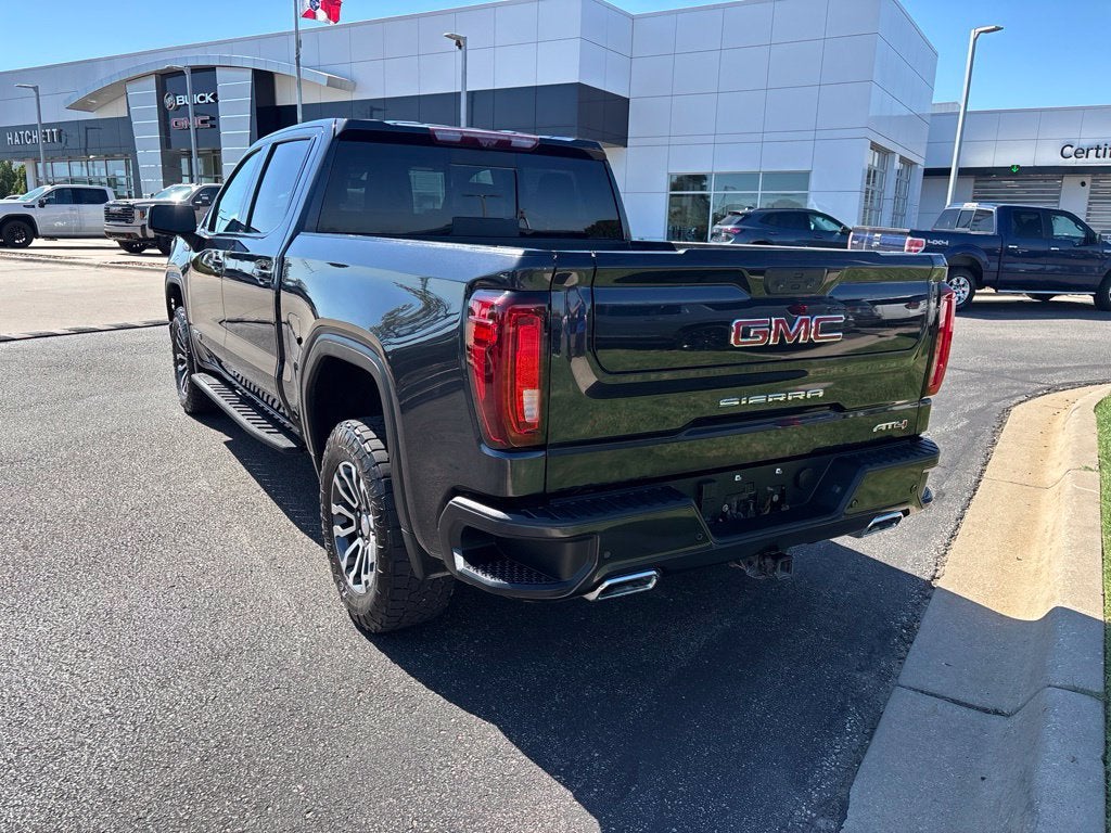 2023 GMC Sierra 1500 AT4