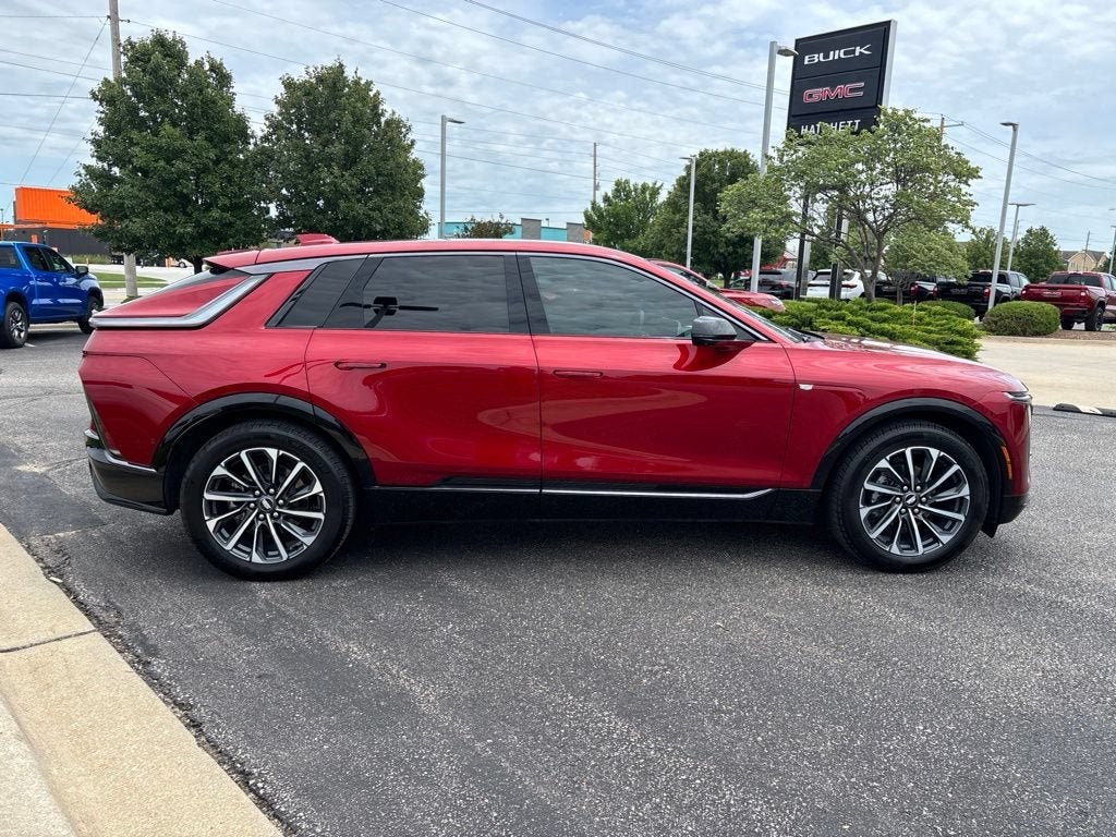 2024 Cadillac LYRIQ Sport 1