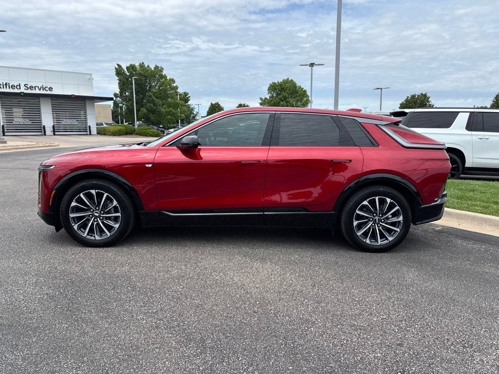 2024 Cadillac LYRIQ Sport 1