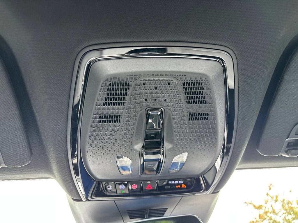 2024 Cadillac LYRIQ Sport 1