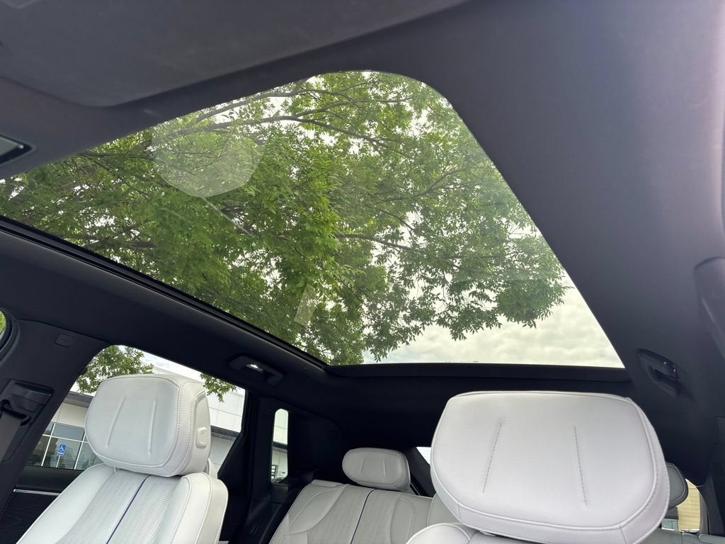 2024 Cadillac LYRIQ Sport 1