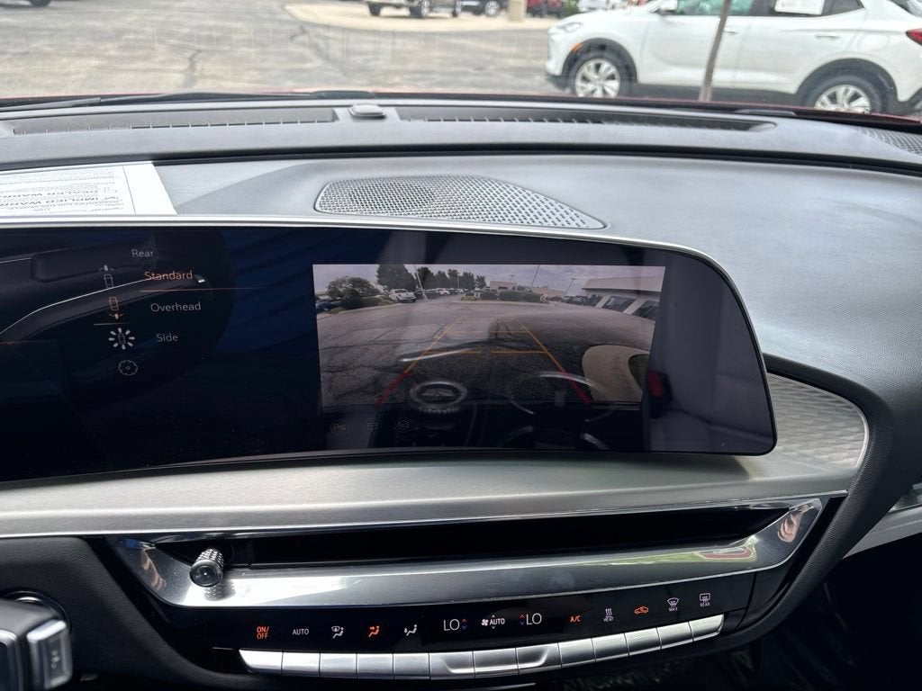 2024 Cadillac LYRIQ Sport 1