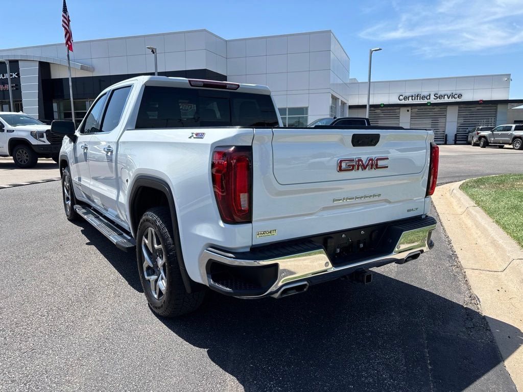 2024 GMC Sierra 1500 SLT