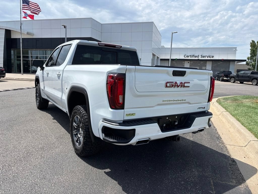 2024 GMC Sierra 1500 AT4