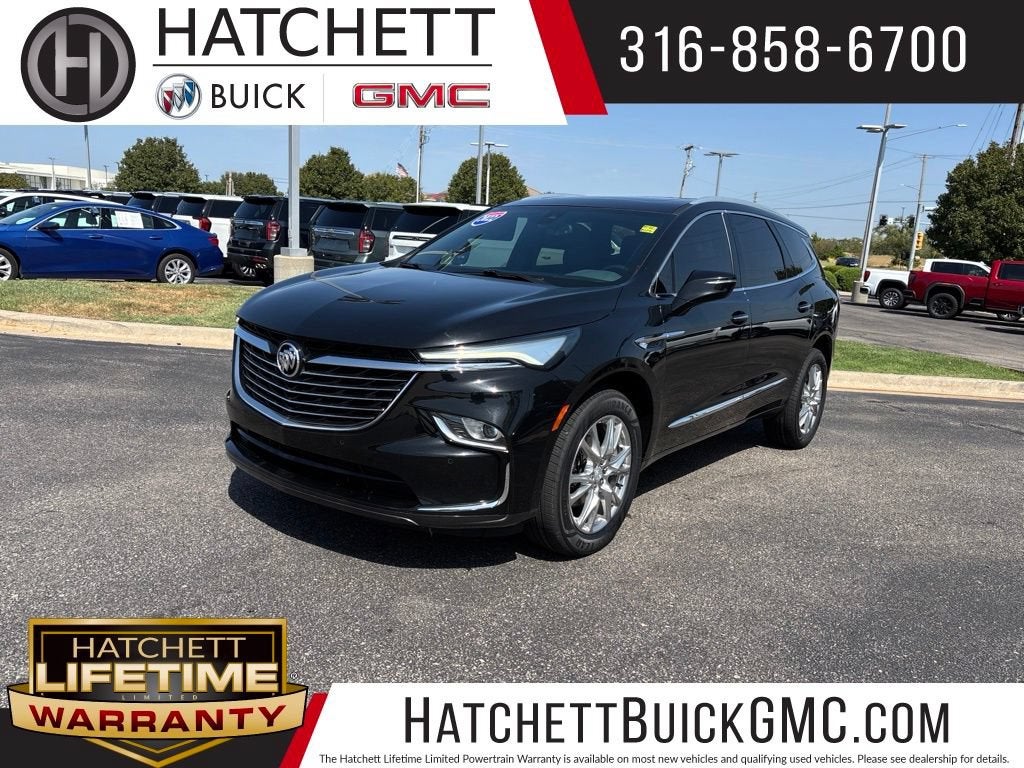 2022 Buick Enclave Essence