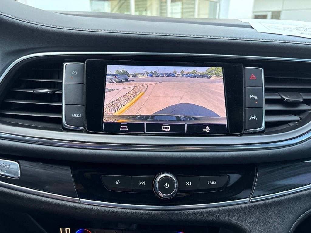2022 Buick Enclave Essence