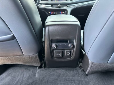 2022 Buick Enclave Essence