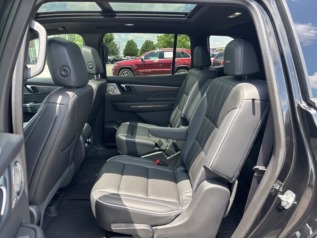 2025 Buick Enclave Avenir