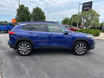 2022 Toyota Corolla Cross XLE