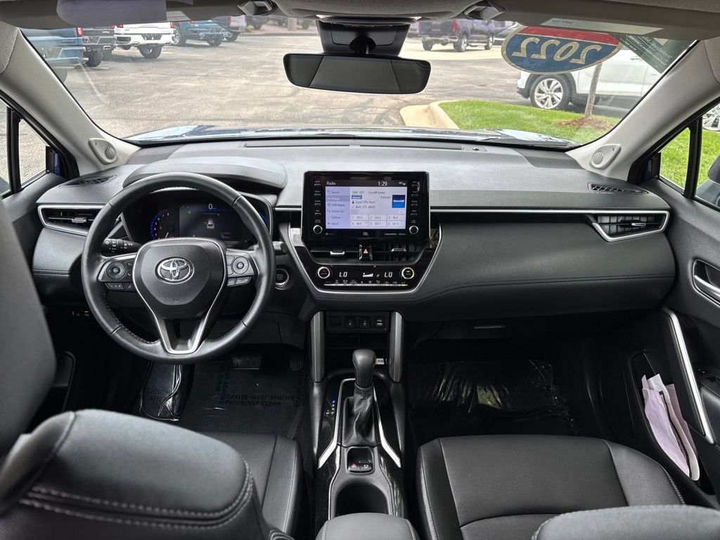 2022 Toyota Corolla Cross XLE