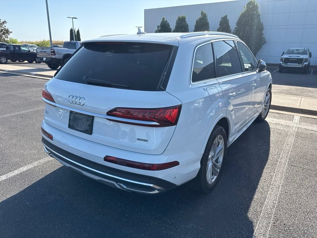 2022 Audi Q7 Premium