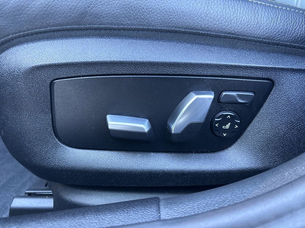 2023 BMW 5 Series 530i