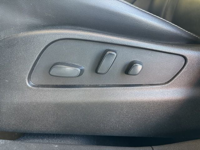 2021 Cadillac XT4 Premium Luxury