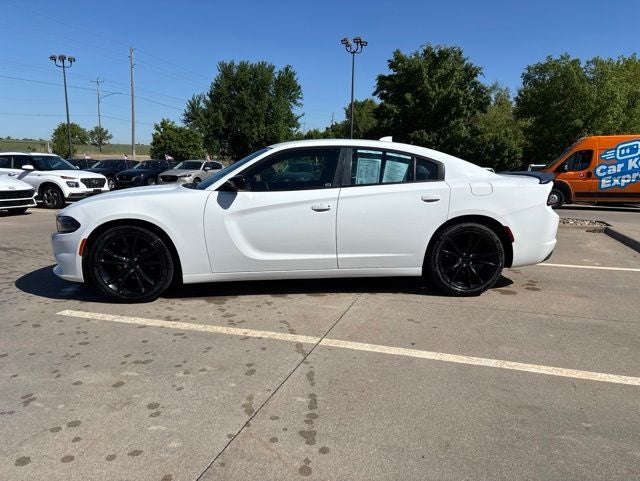 2016 Dodge Charger SXT
