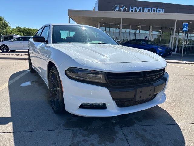 2016 Dodge Charger SXT