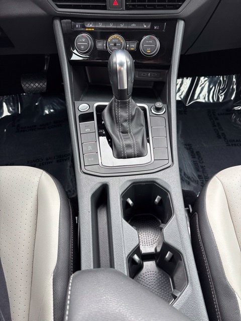 2020 Volkswagen Jetta R-Line