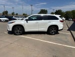 2017 Toyota Highlander LE Plus