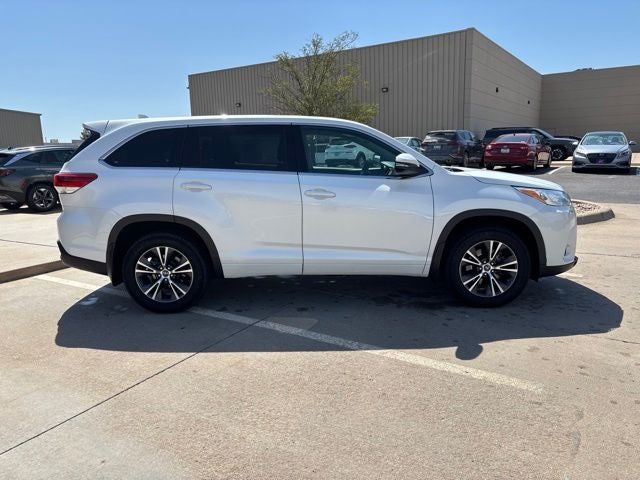 2017 Toyota Highlander LE Plus
