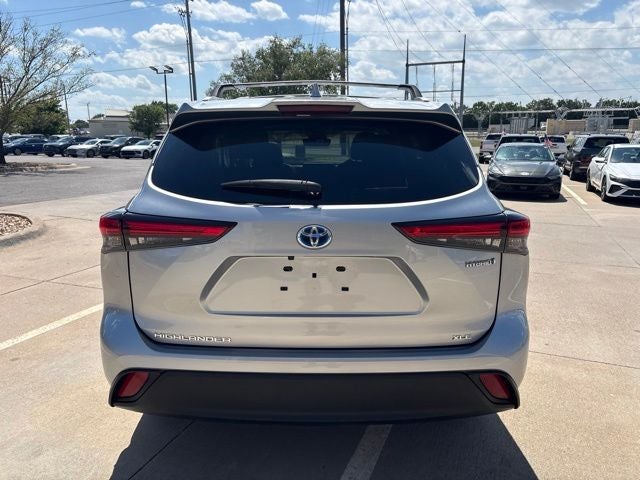 2023 Toyota Highlander Hybrid XLE