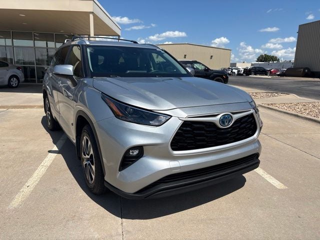 2023 Toyota Highlander Hybrid XLE