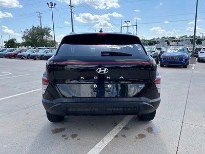 2025 Hyundai Kona SEL