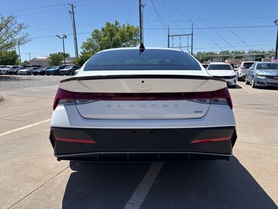 2025 Hyundai Elantra Hybrid SEL Sport