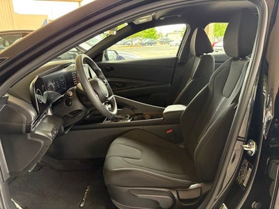 2025 Hyundai Elantra Hybrid SEL Sport