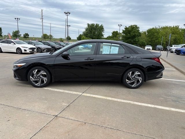 2025 Hyundai Elantra Hybrid SEL Sport