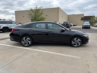 2025 Hyundai Elantra Hybrid SEL Sport