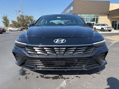 2025 Hyundai Elantra Hybrid Limited