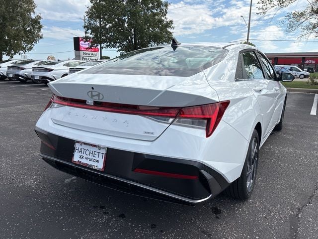 2025 Hyundai Elantra Hybrid Limited