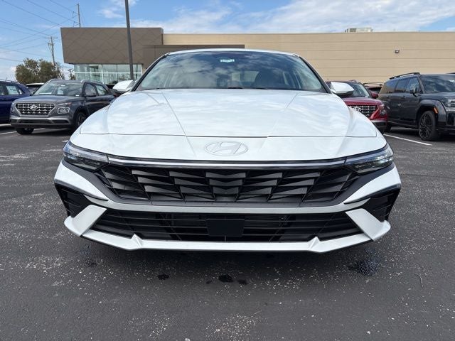 2025 Hyundai Elantra Hybrid Limited