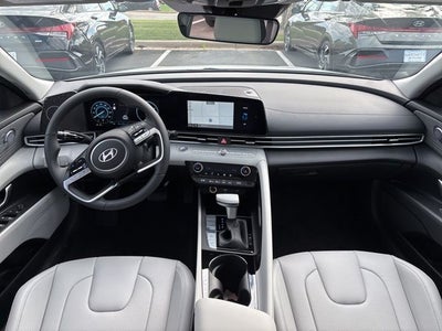 2025 Hyundai Elantra Hybrid Limited