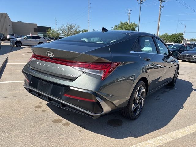 2024 Hyundai Elantra Limited