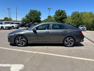 2024 Hyundai Elantra Limited