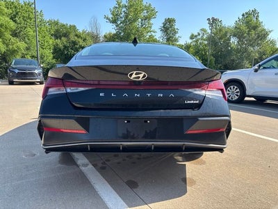 2025 Hyundai Elantra Limited
