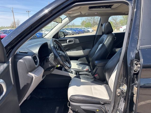 2020 Hyundai Venue SEL