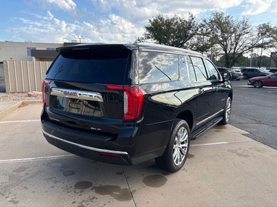 2023 GMC Yukon XL SLT