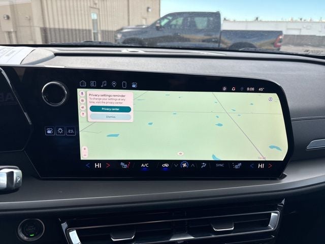 2025 Chevrolet Traverse LT 2LT