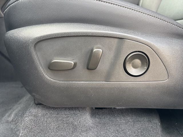 2025 Chevrolet Traverse LT 2LT